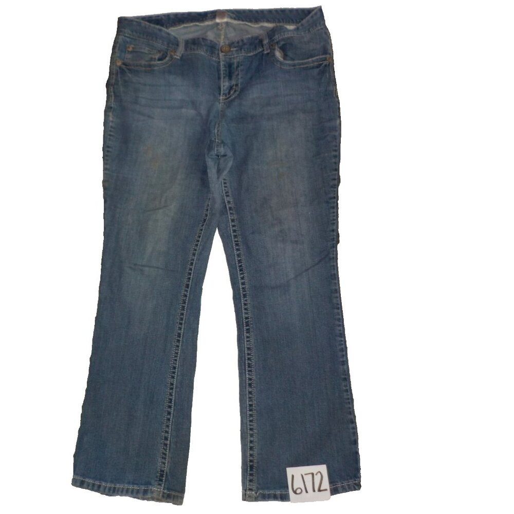 Maurice's Thick Stitched Women's Size 18 Short Blue Denim Jeans (38 x 30)